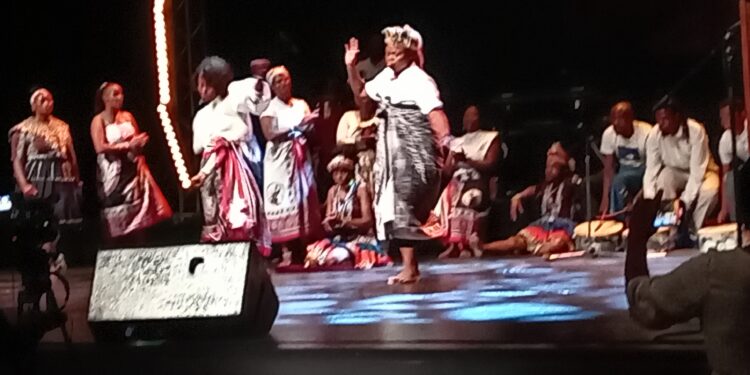 MEMORIAL SERVICE FOR PESA PHEKO: ARTISTS PAY TRIBUTE TO FALLEN THEATER LEGEND